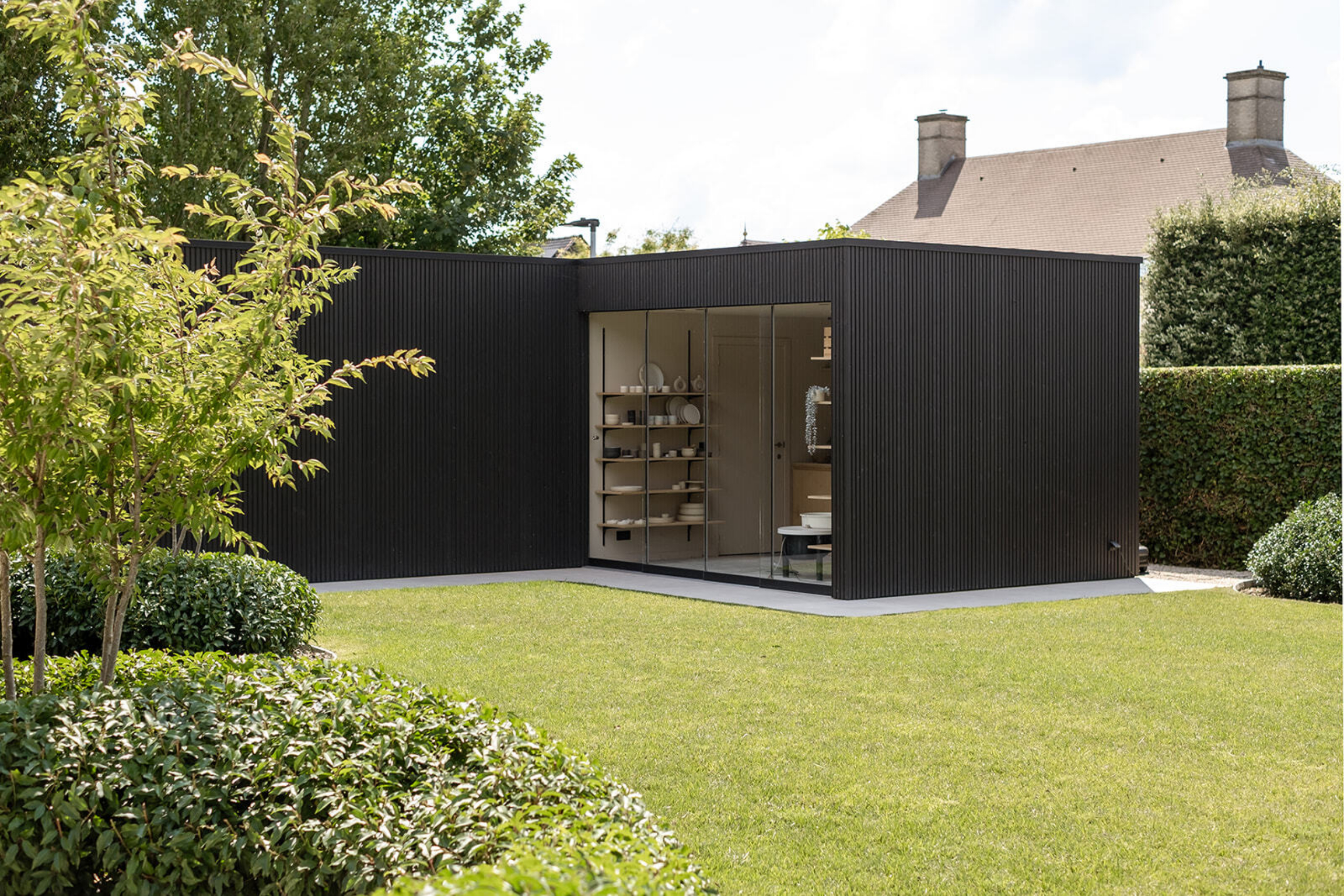 Tuin waar rust en creativiteit samenkomen 33